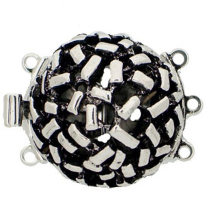 Clasp with 3 rows and springtongue mechanism