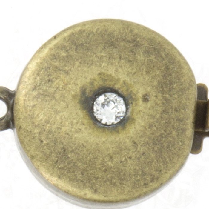 Clasp with springtongue mechanism
