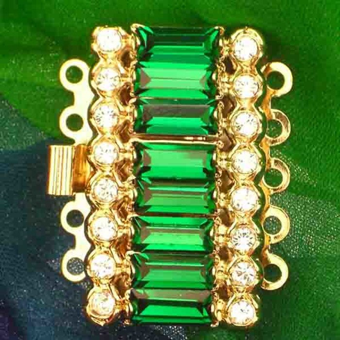 Historical German Rhinestone Clasp with 5 rows and springtongue mechanism; colour of stone in the middle: emerald