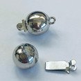 ball clasp with spring mechanism and polished with fine grooved pattern, 1-row clasp perfect for pearl necklaces and bracelets,  for pearls size 8 -12 mm 13550-01-07-00-000