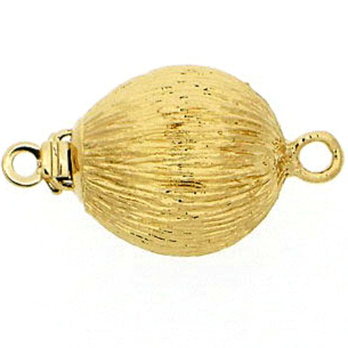 Ball clasp with structurated surface